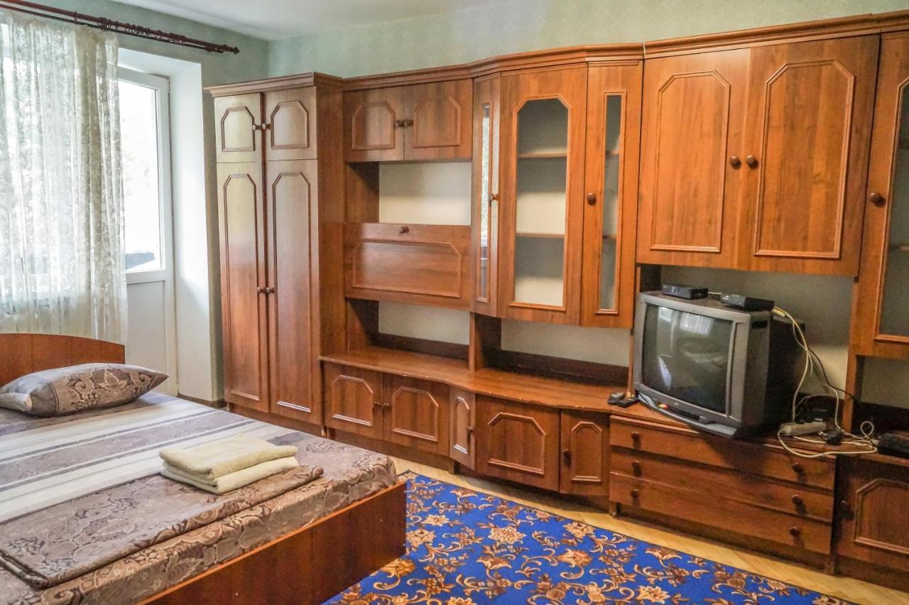 Apartments On Druzhby Narodiv 6 A Kiev Dış mekan fotoğraf